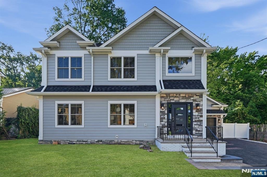 House in Clark, New Jersey, United States 2 - 18697997