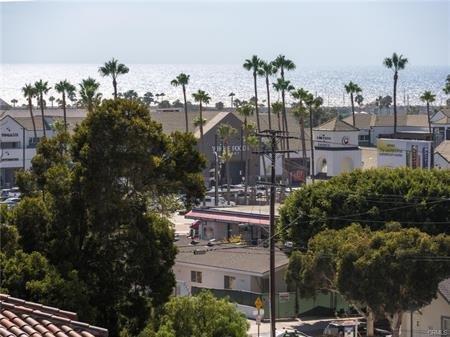 Autres à Redondo Beach, Californie, États-Unis 5 - 18696351