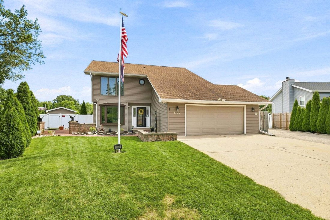 House in Joliet, Illinois, United States 1 - 18697770