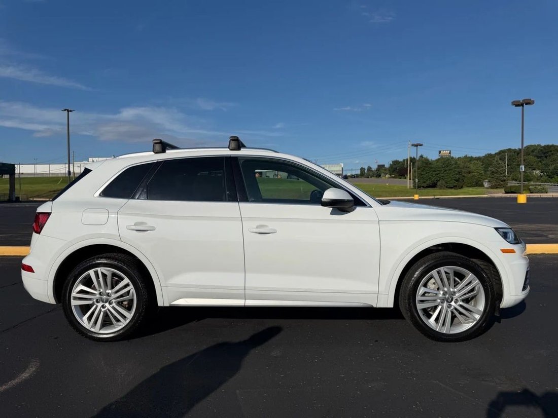 Suv in Wilkes Barre, PA, United States 2 - 18699614