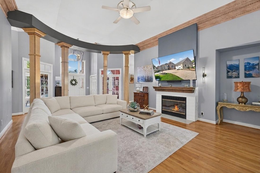 House in Kenosha, Wisconsin, United States 5 - 18698036