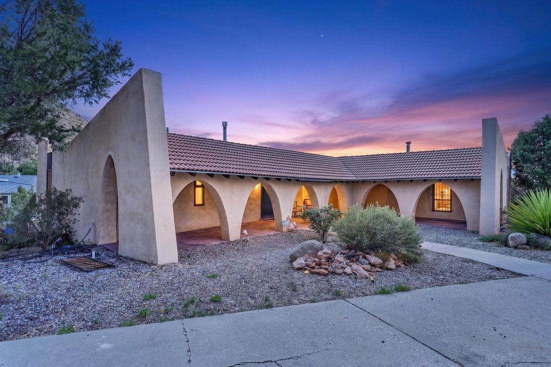 House in Albuquerque, New Mexico, United States 1 - 18697524
