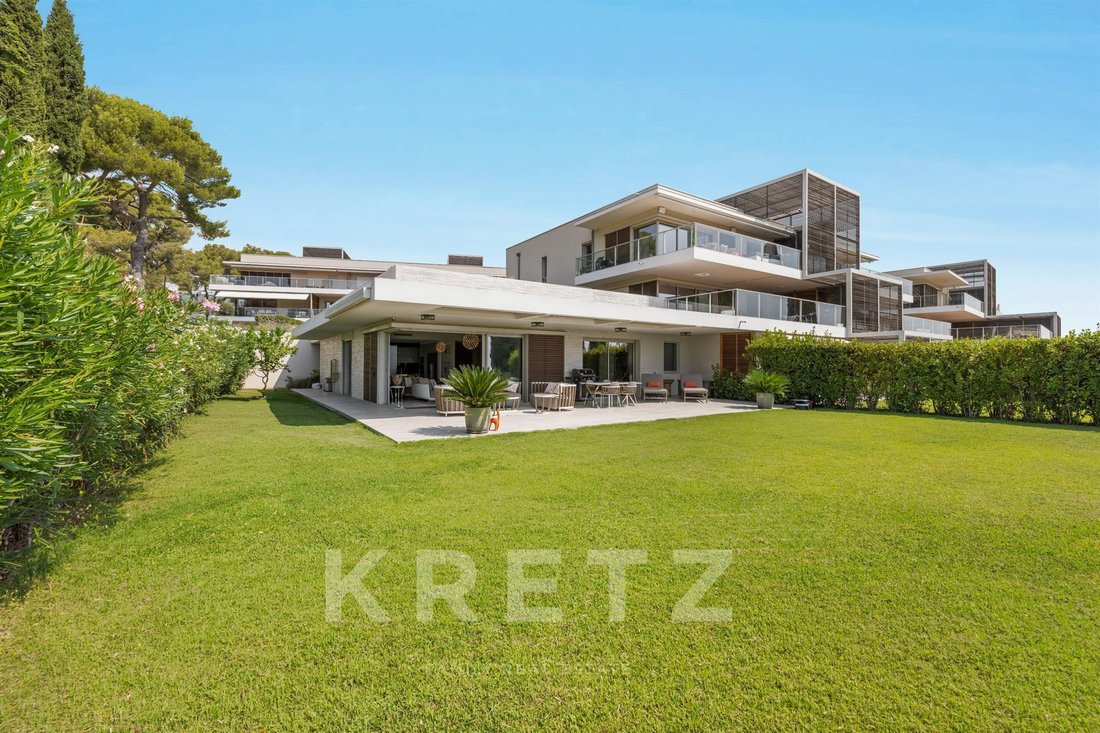 Apartment in Nice, Provence-Alpes-Côte d'Azur, France 1 - 18696467