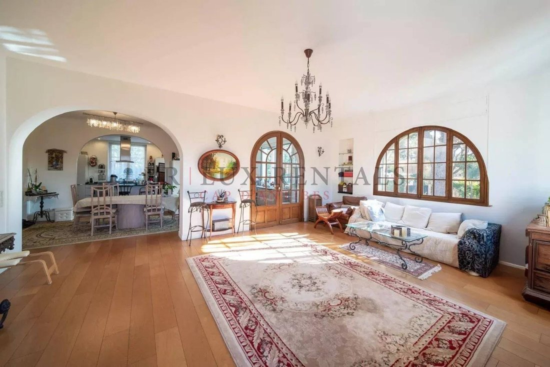 Villa in Fontmerle, Antibes, France 5 - 18699078