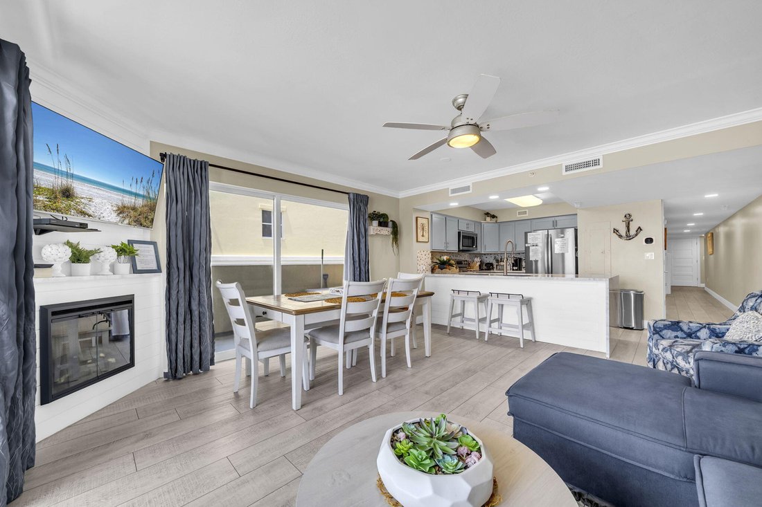 Condo in Wright, Florida, United States 5 - 18697363