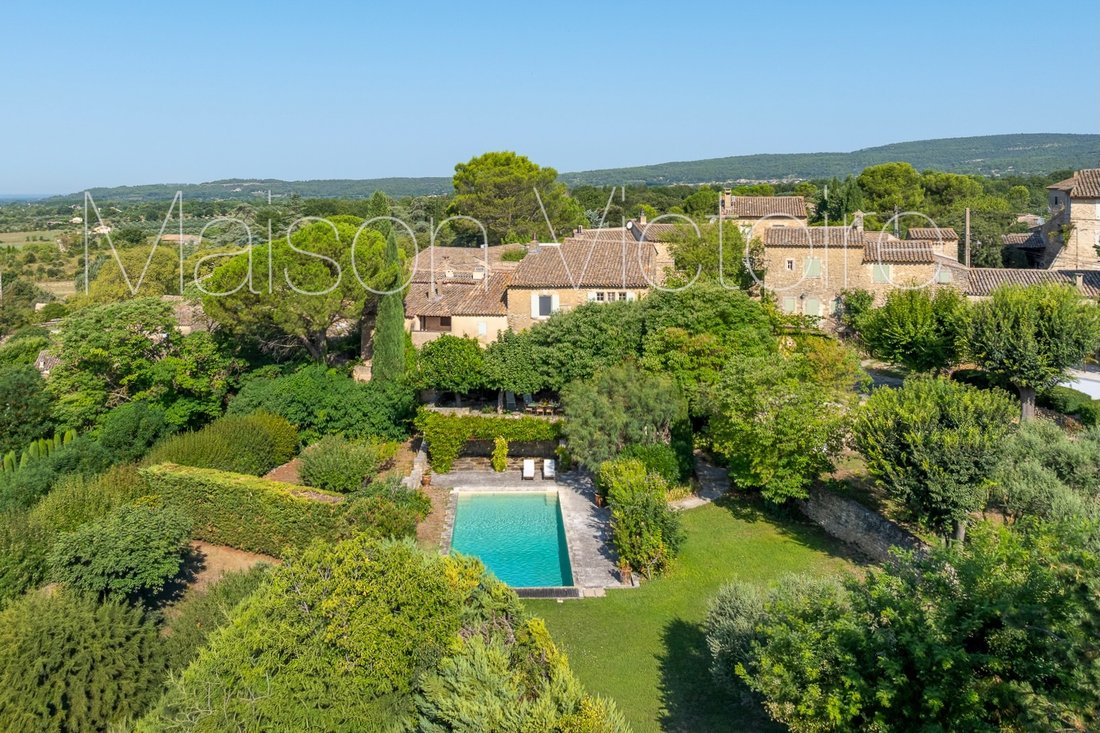 House in Gordes, Provence-Alpes-Côte d'Azur, France 3 - 18699297