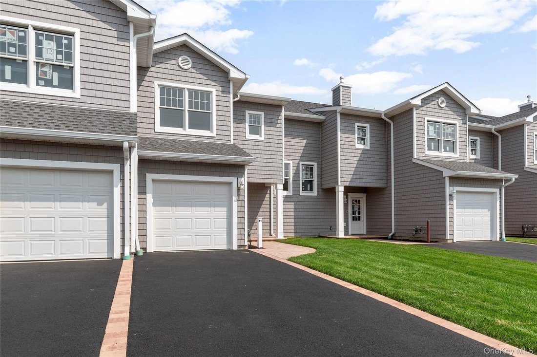 Condo in Freeport, New York, United States 2 - 18058413