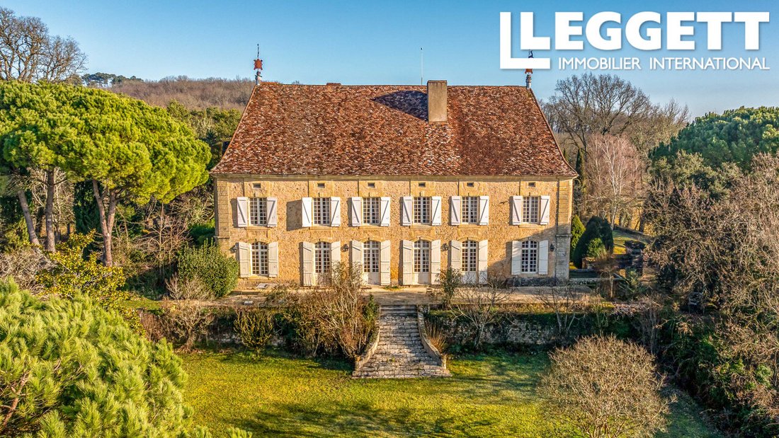 Castle in Pezuls, Nouvelle-Aquitaine, France 1 - 17951790
