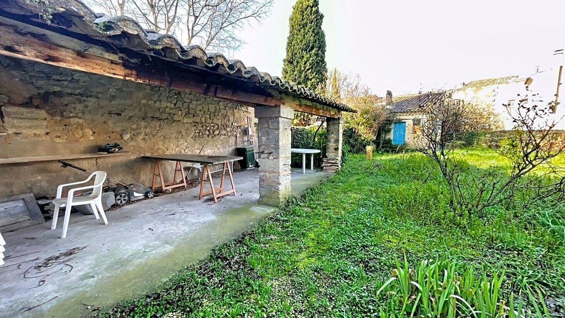 Villa en Uzès, Occitania, Francia 3 - 18405630