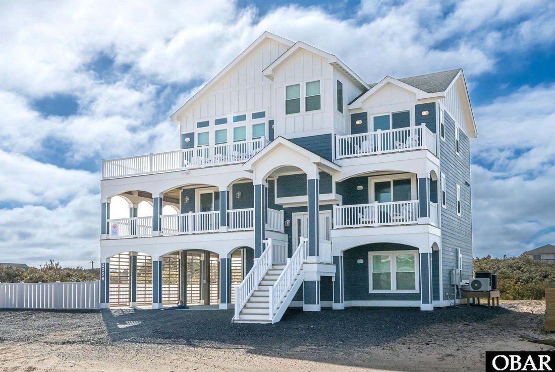 House in Corolla, North Carolina, United States 1 - 18697358