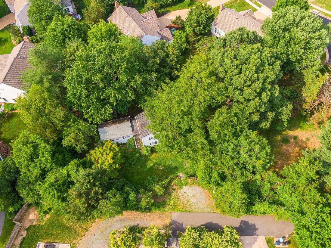 House in Wolf Trap, Virginia, United States 1 - 18696630