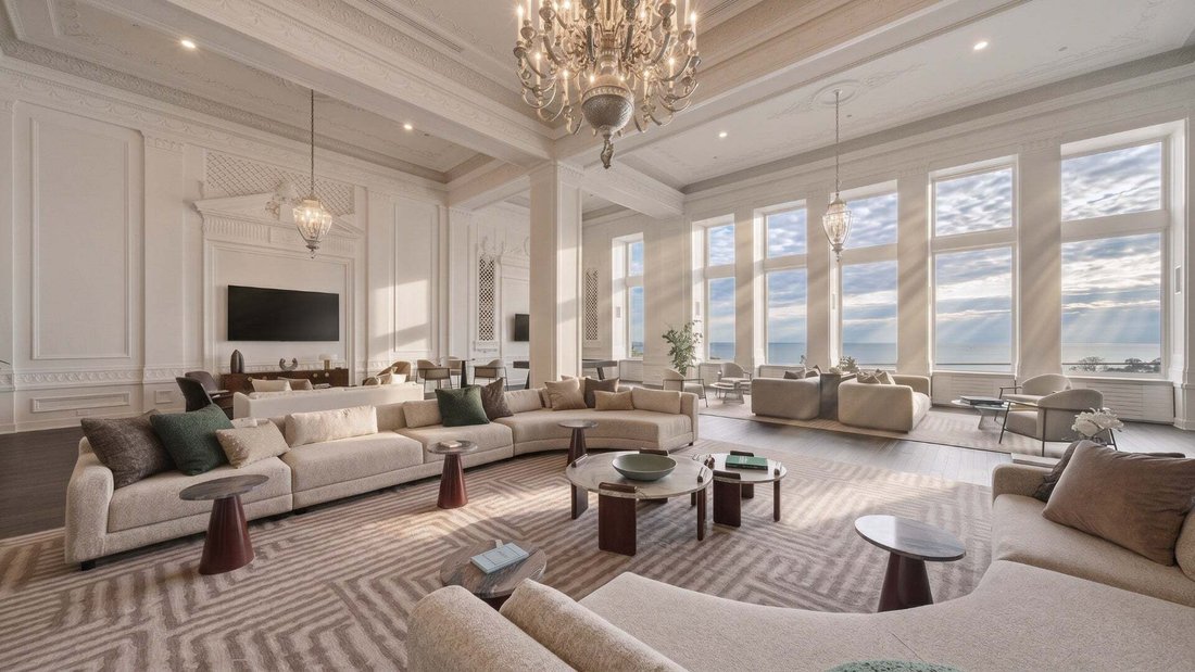 Condo in Chicago, Illinois, United States 5 - 18697686