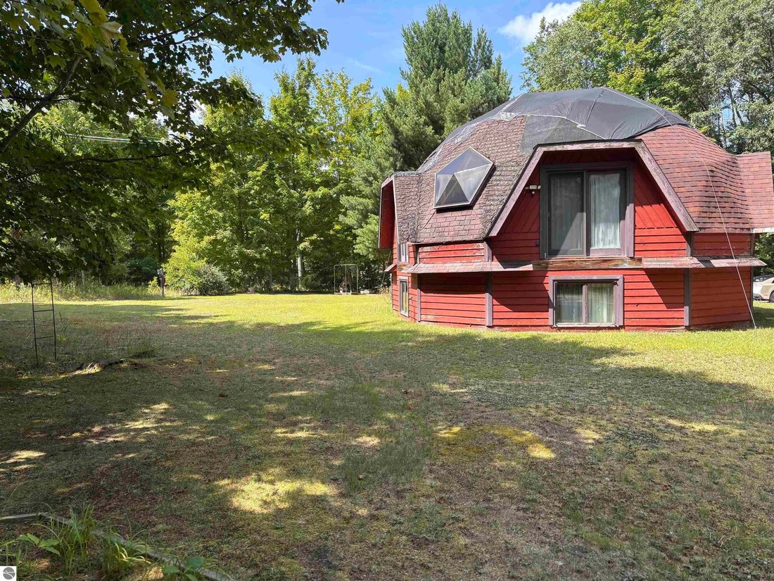 House in Traverse City, Michigan, United States 2 - 18697478