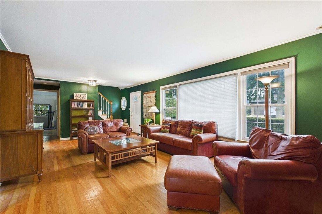 House in Skokie, Illinois, United States 5 - 18697714