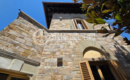 Villa in Pian dei Giullari, Florence, Italy 1