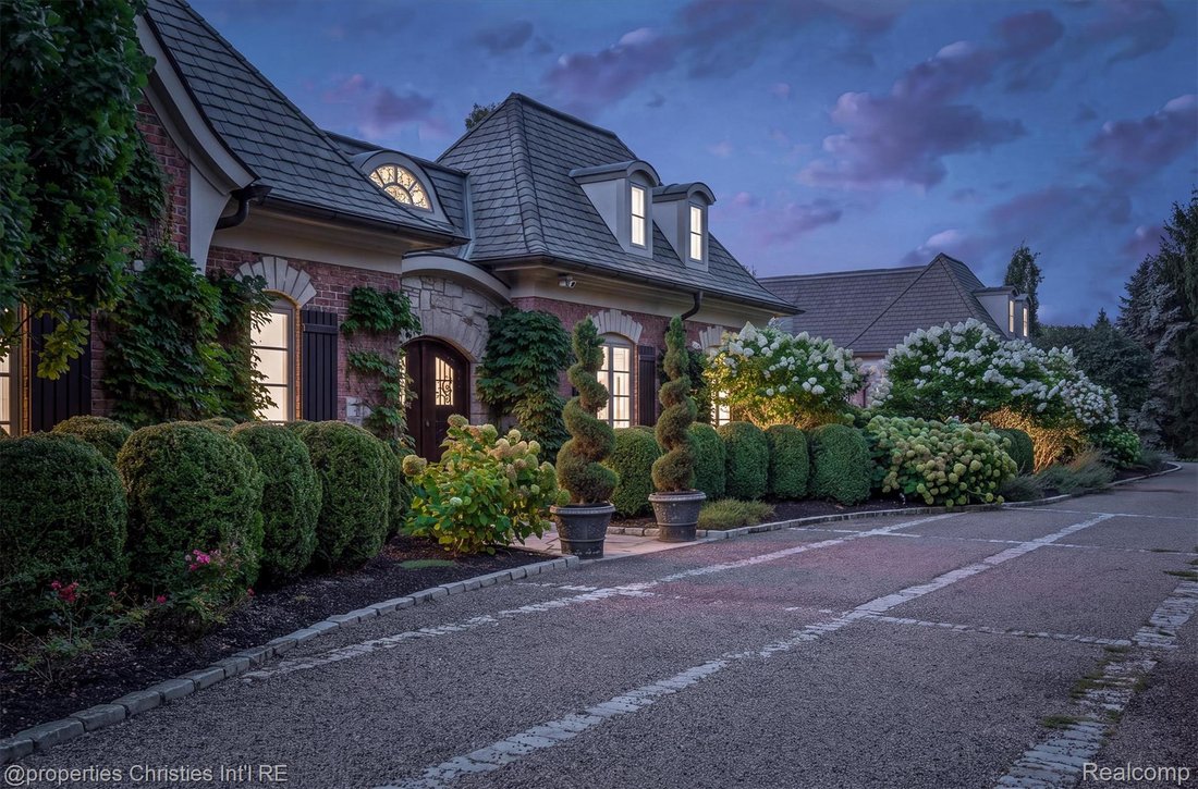 House in Bloomfield Hills, Michigan, United States 5 - 18666874