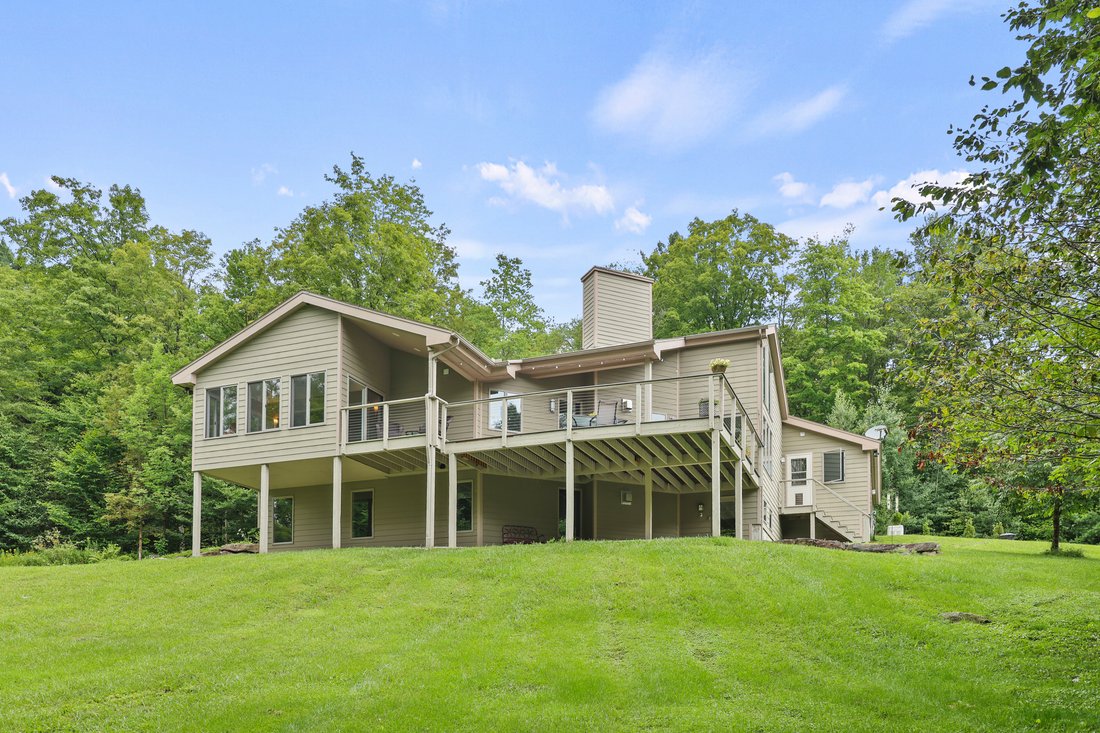 House in Becket, Massachusetts, United States 2 - 18699252