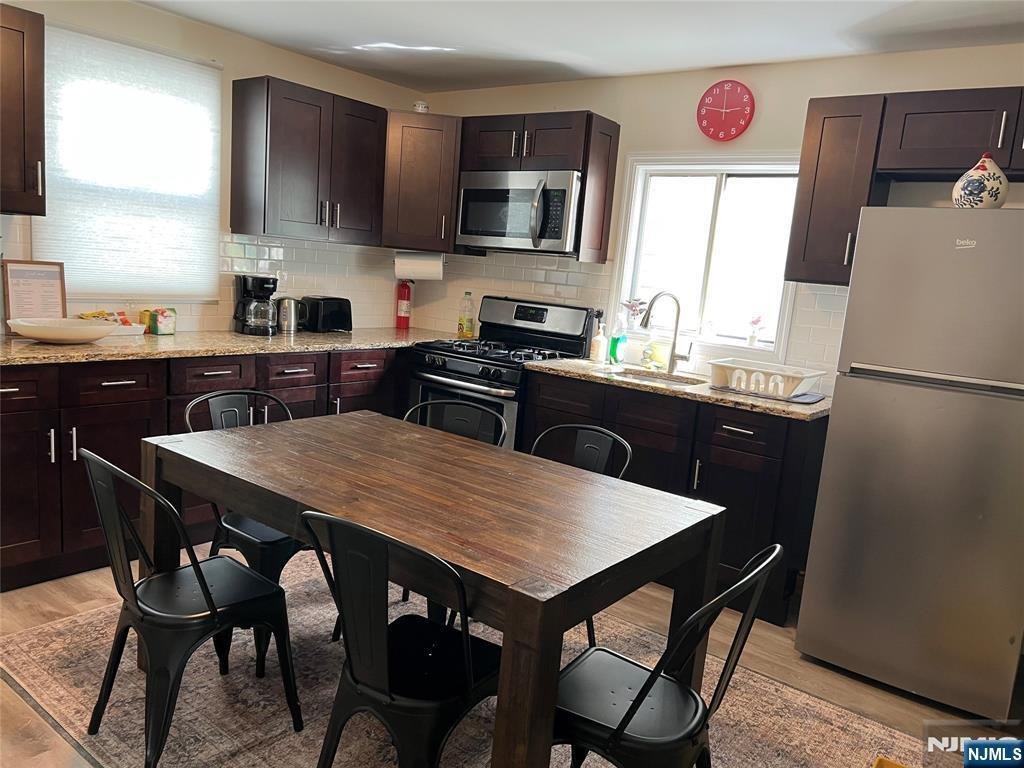 Apartment in Newark, New Jersey, United States 5 - 18699301