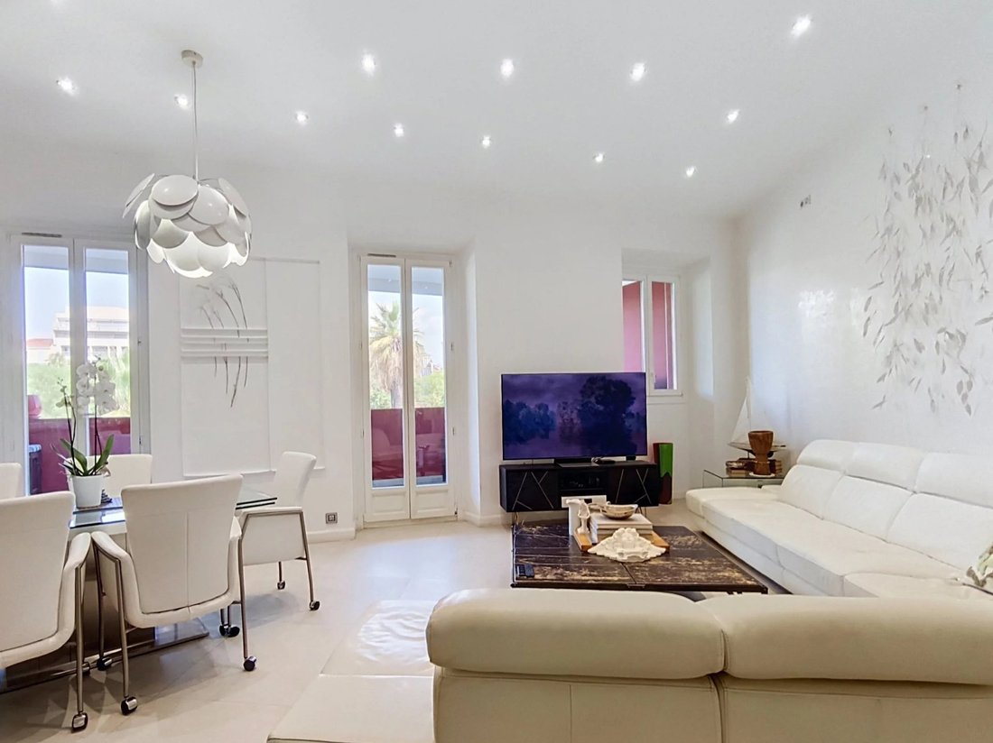 Apartment in Nice, Provence-Alpes-Côte d'Azur, France 4 - 18699106