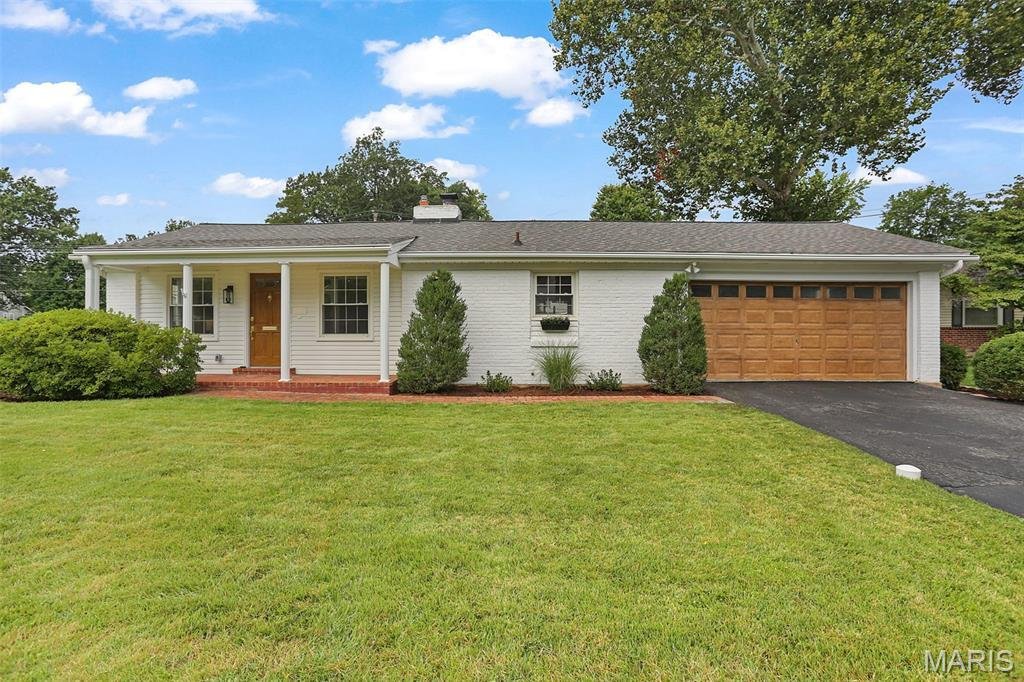 House in Kirkwood, Missouri, United States 1 - 18697547