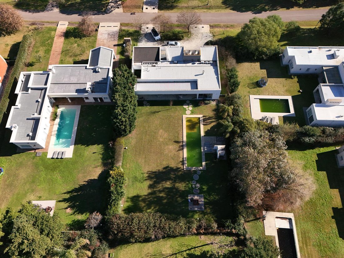 House in Venado Tuerto, Santa Fe Province, Argentina 2 - 18699048