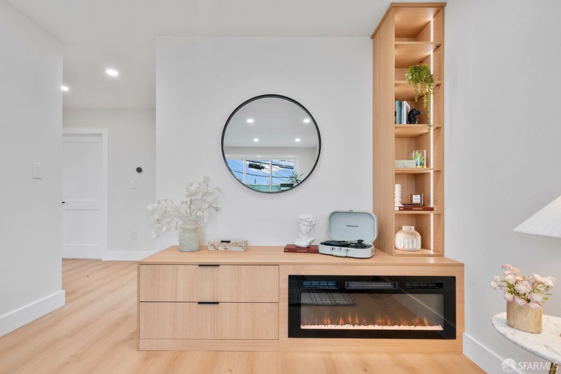 House in San Francisco, California, United States 4 - 18699263
