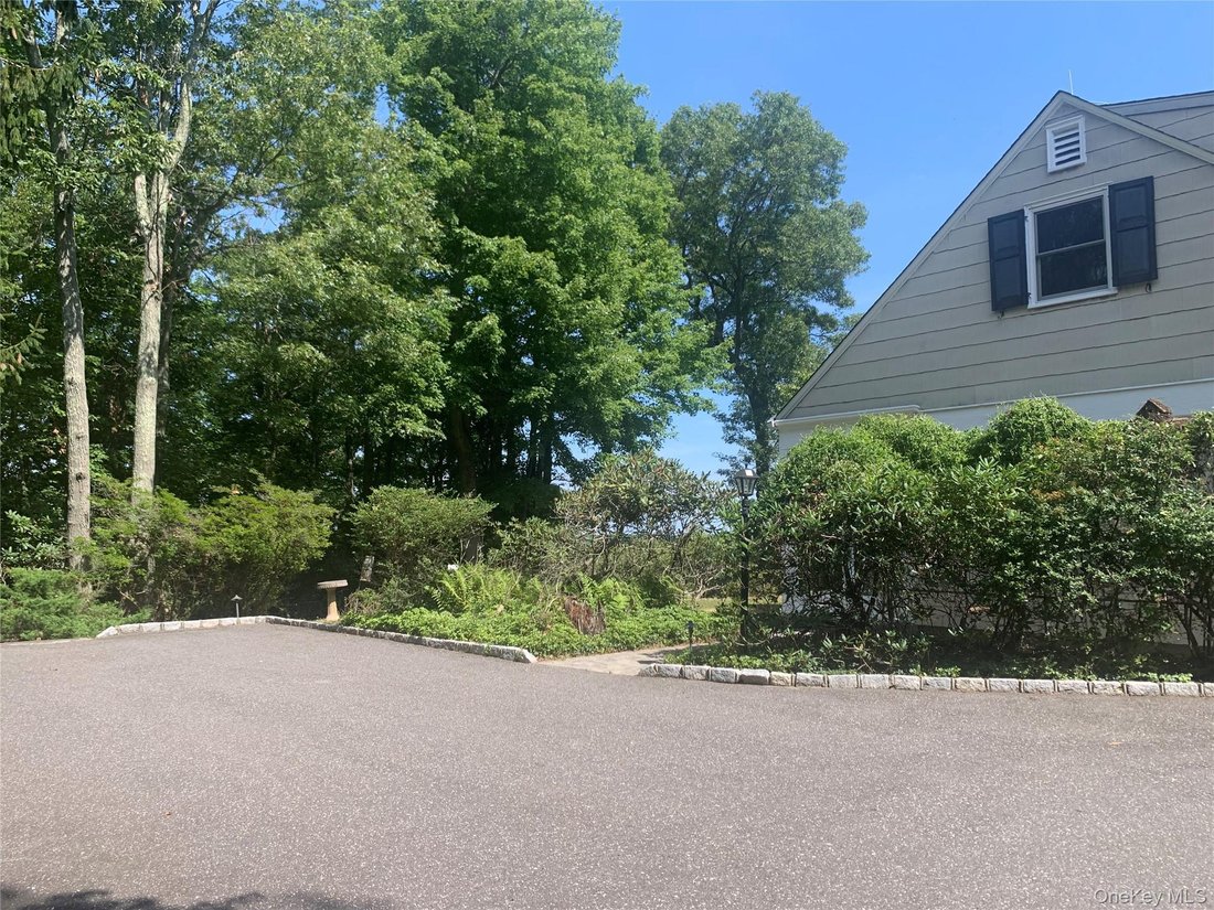 House in Port Jefferson, New York, United States 4 - 18697254