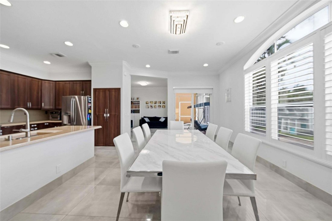 House in Hollywood, Florida, United States 2 - 18698437