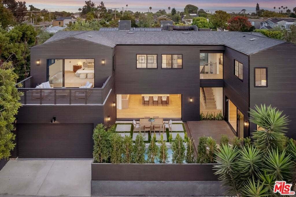 House in Los Angeles, California, United States 5 - 18697025