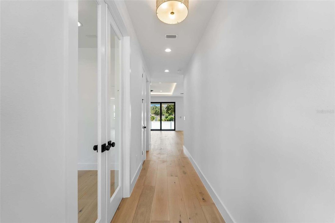 House in Tampa, Florida, United States 5 - 18697567
