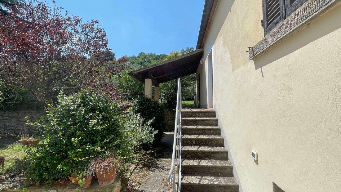Villa in Center, Arezzo, Tuscany 3 - 18699002