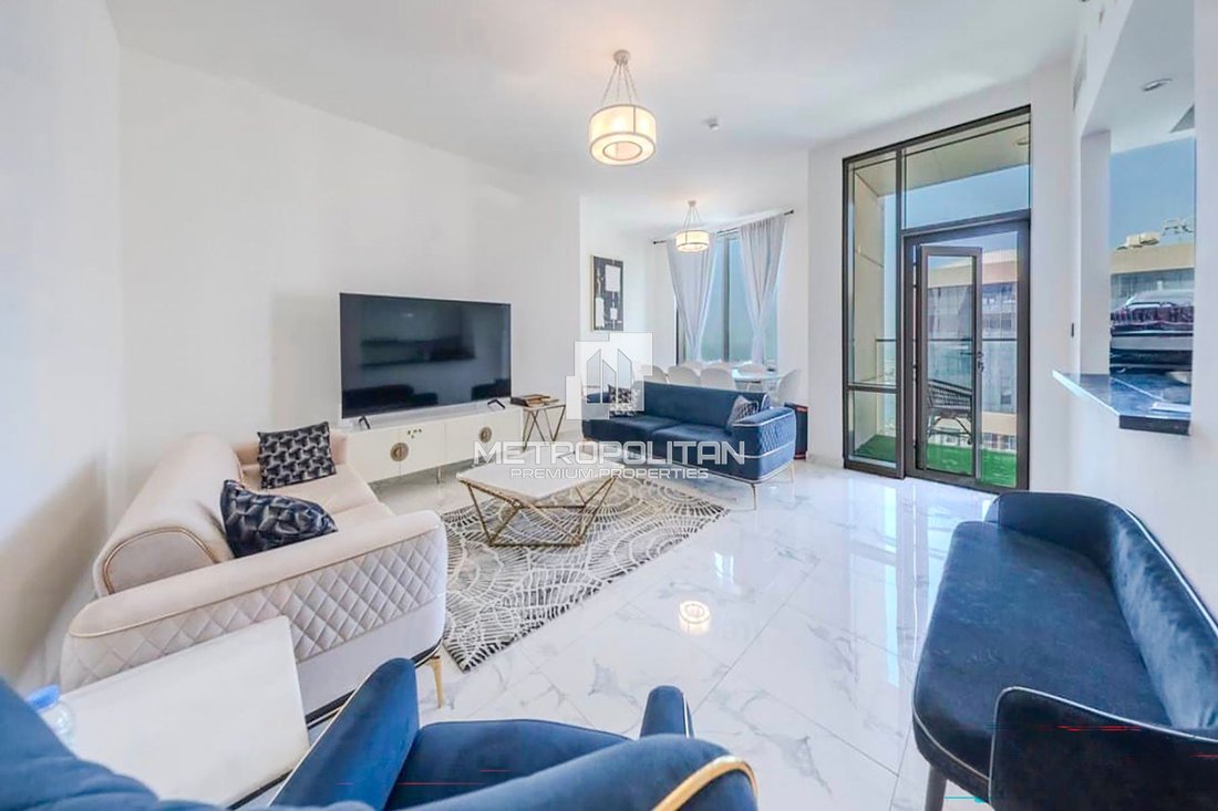 Apartment in Business Bay, Dubai, United Arab Emirates 1 - 18696356