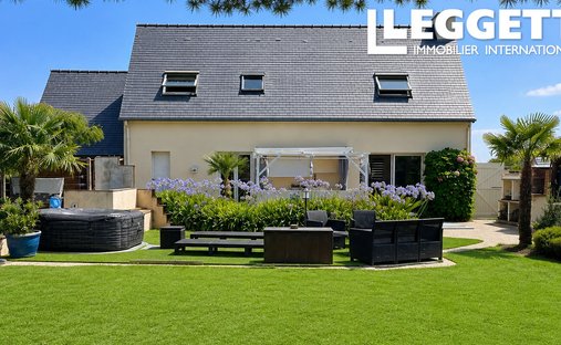 House in Saint-Cast-le-Guildo, Brittany, France 1