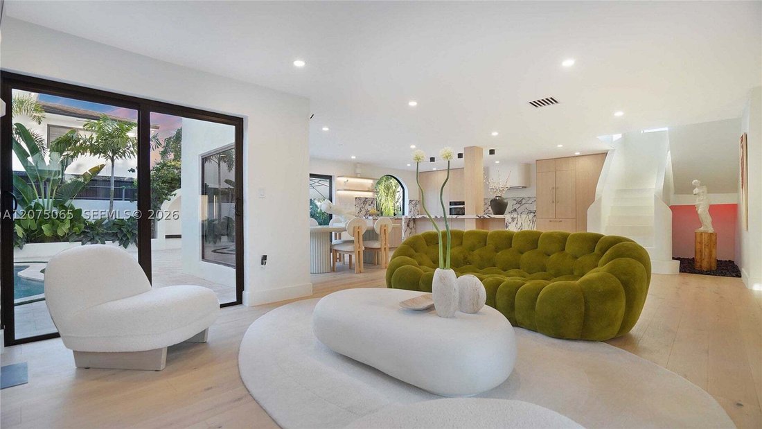 House in Miami, Florida, United States 1 - 18697314