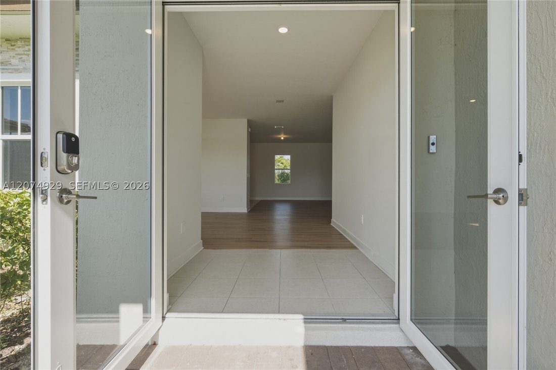 House in Davie, Florida, United States 5 - 18698063