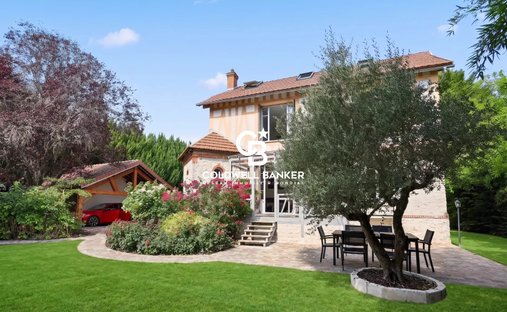 Villa in Milly-la-Forêt, Ile-de-France, France 1