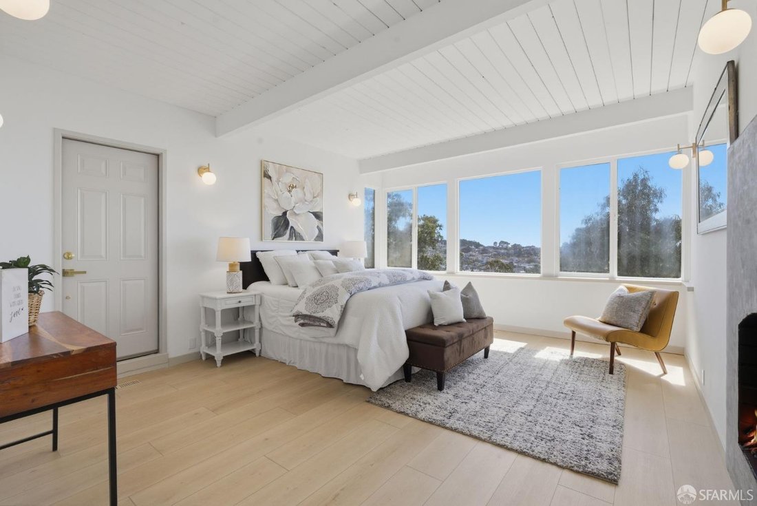 Condo in San Francisco, California, United States 4 - 18696815