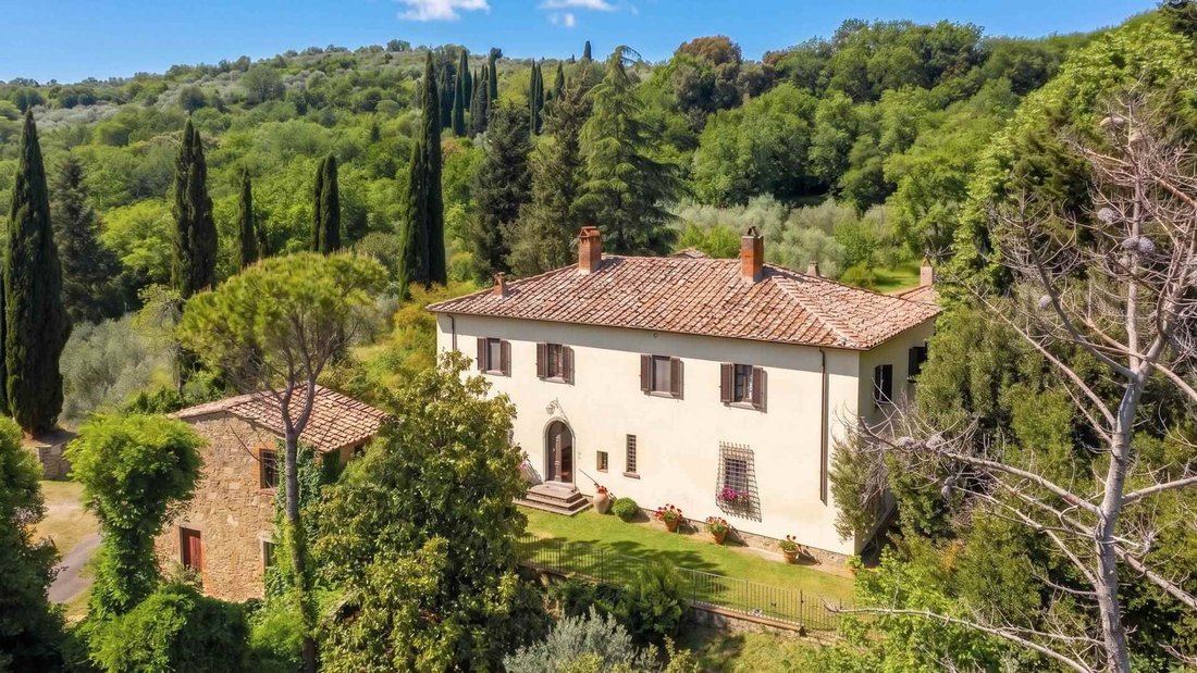 Villa in Center, Arezzo, Tuscany 1 - 18699002