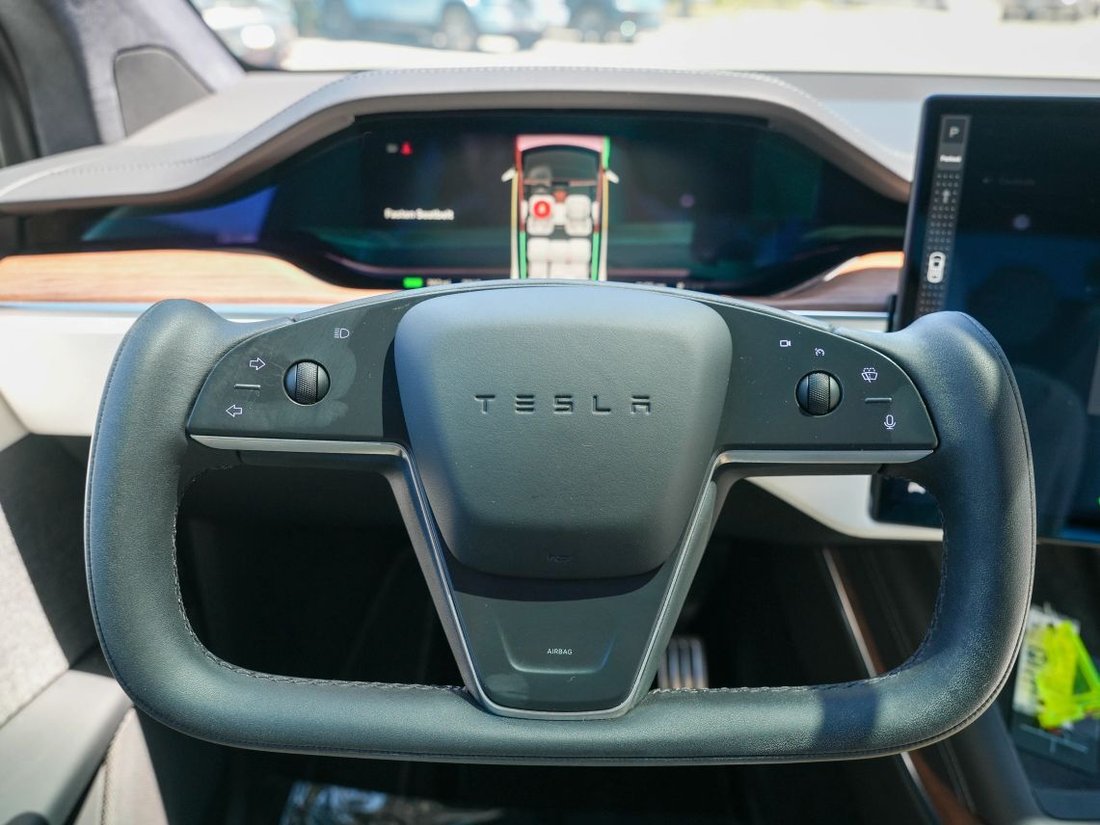 Suv in Costa Mesa, CA, United States 5 - 18679633