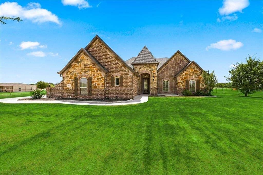 House in Azle, Texas, United States 1 - 18698541