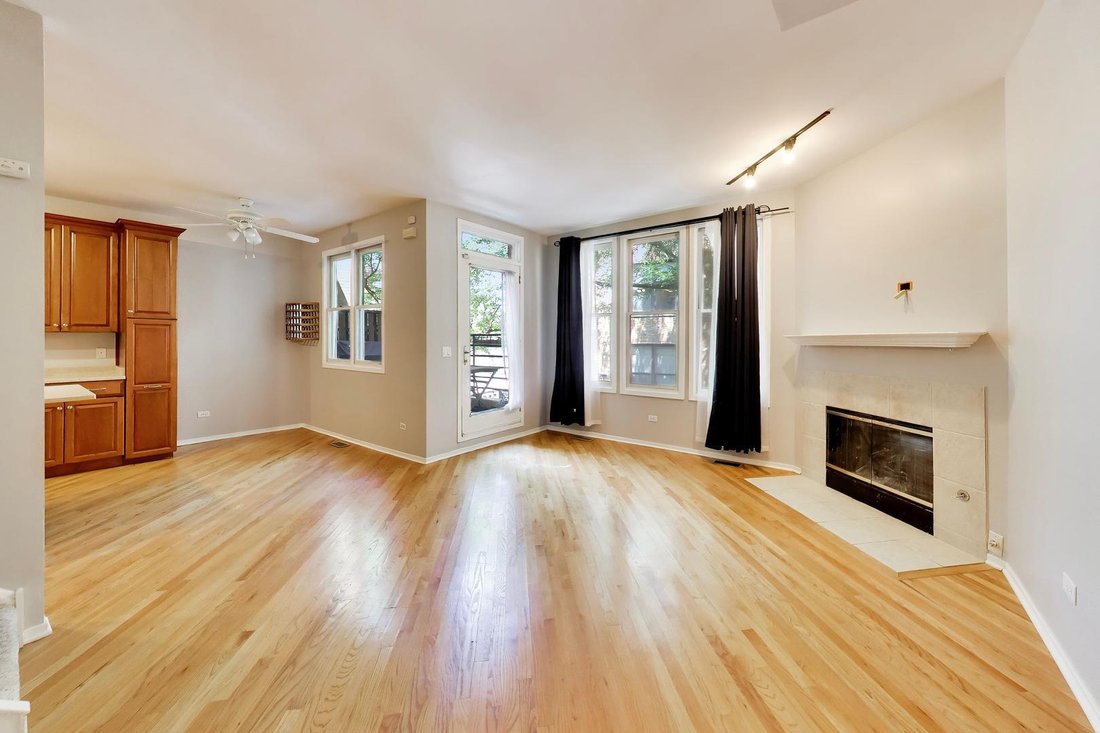Townhouse in Chicago, Illinois, United States 4 - 18697680
