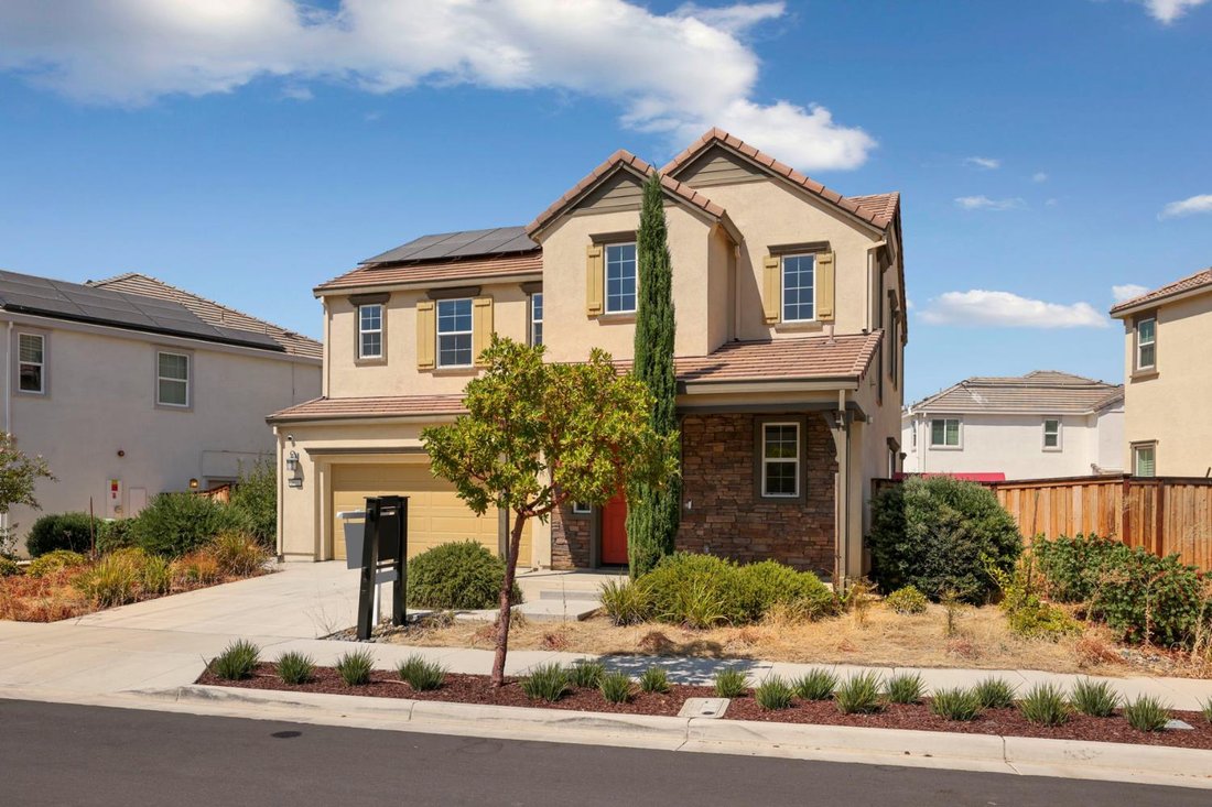 House in Tracy, California, United States 4 - 18698131