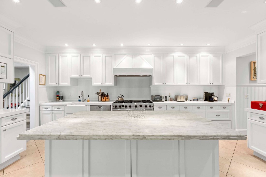 House in East Hampton, New York, United States 5 - 18697283