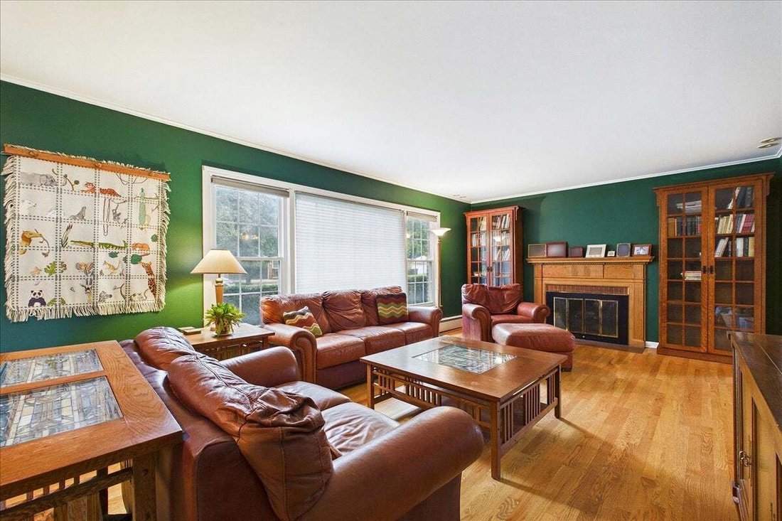 House in Skokie, Illinois, United States 4 - 18697714