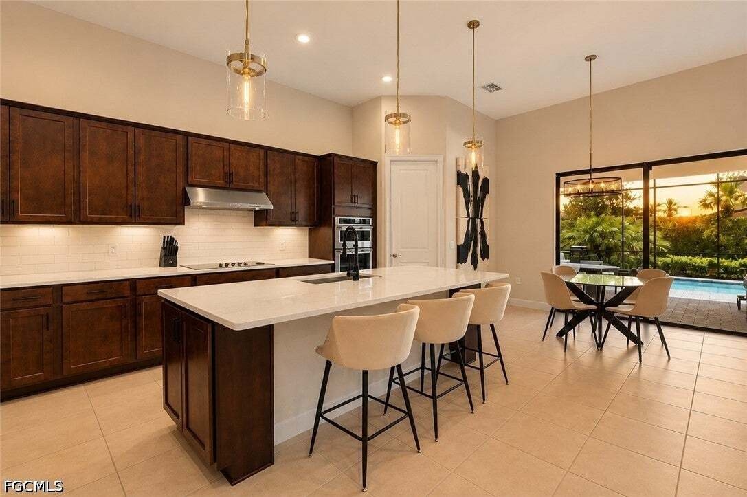 Casa en Estero, Florida, Estados Unidos 3 - 18498936