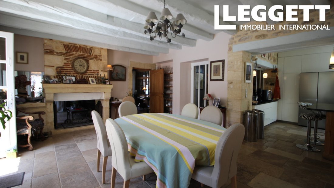Villa in Le Bugue, Nouvelle-Aquitaine, France 4 - 18699231