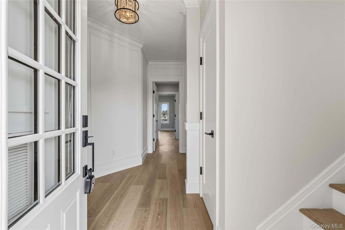 Condo in Freeport, New York, United States 3 - 18058413