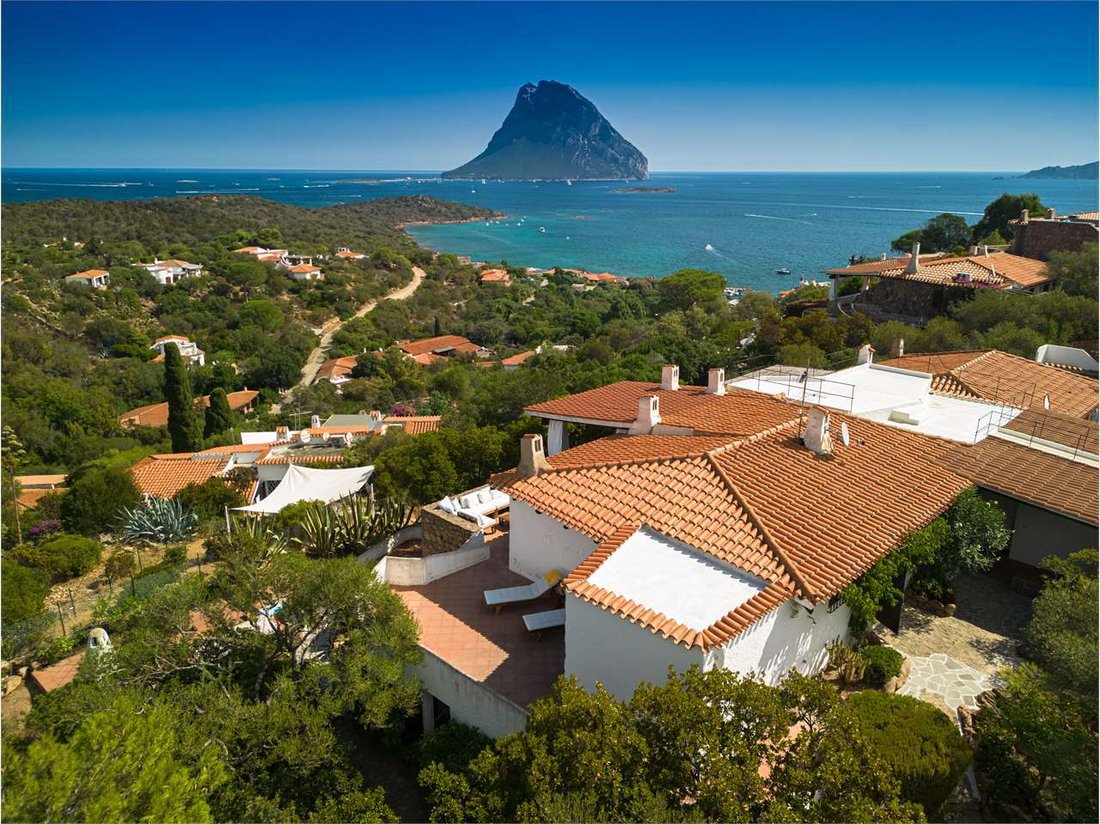 Villa in Loiri Porto San Paolo, Sardinia, Italy 2 - 18663343