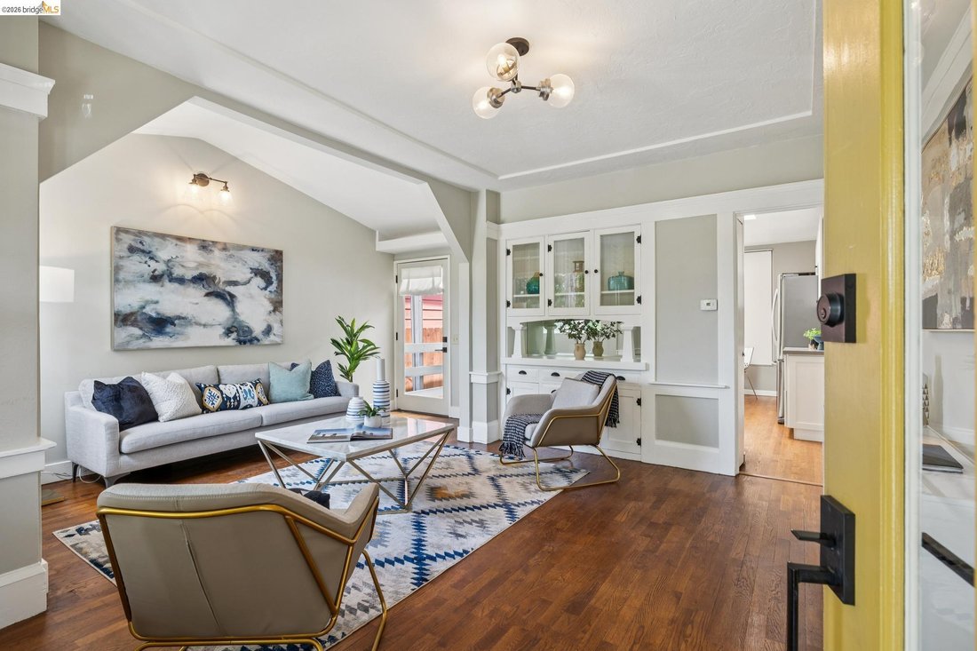 House in Oakland, California, United States 2 - 18698002