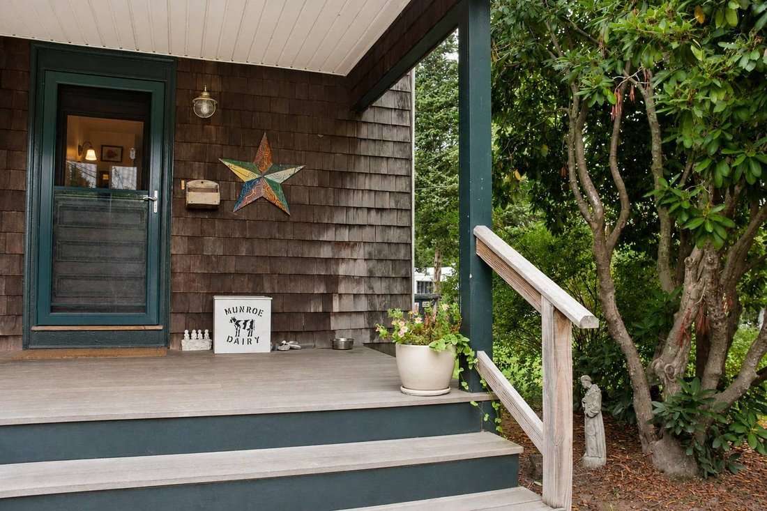 House in Jamestown, Rhode Island, United States 4 - 18697073